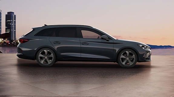 Cupra Leon 2 of 5
