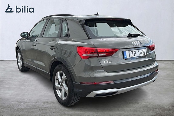 Audi Q3 4 of 5