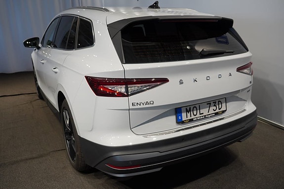 Skoda Enyaq 3 of 5