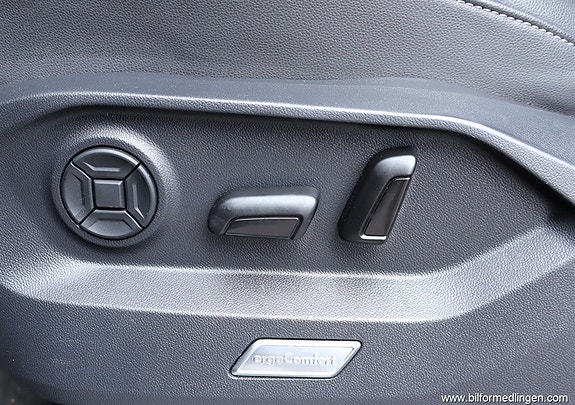 Volkswagen Touareg 9 of 21