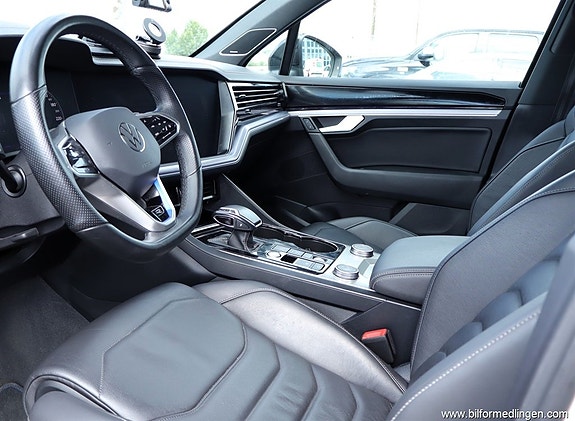Volkswagen Touareg 8 of 21