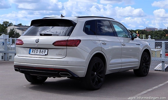 Volkswagen Touareg 4 of 5