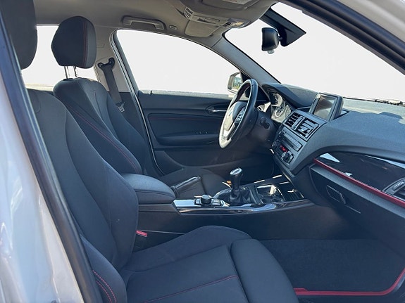 BMW 116i 15 of 17