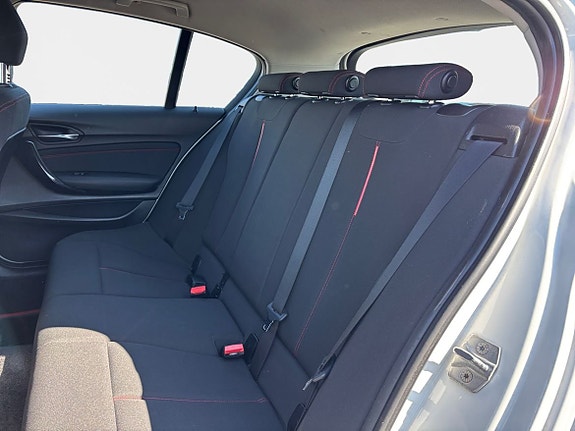 BMW 116i 13 of 17