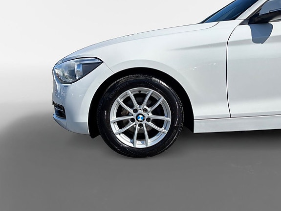 BMW 116i 14 of 17