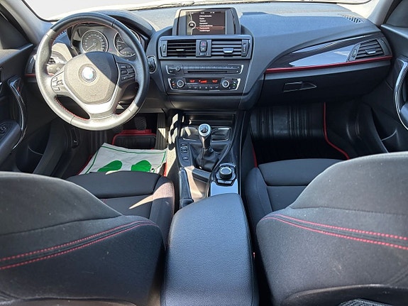 BMW 116i 10 of 17