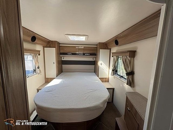 Swift Toscane 794 QB Solpanel / 3850kg 12 of 20