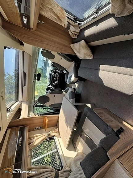 Swift Toscane 794 QB Solpanel / 3850kg 5 of 20