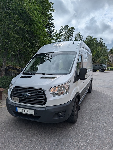 Ford Transit 2 of 14
