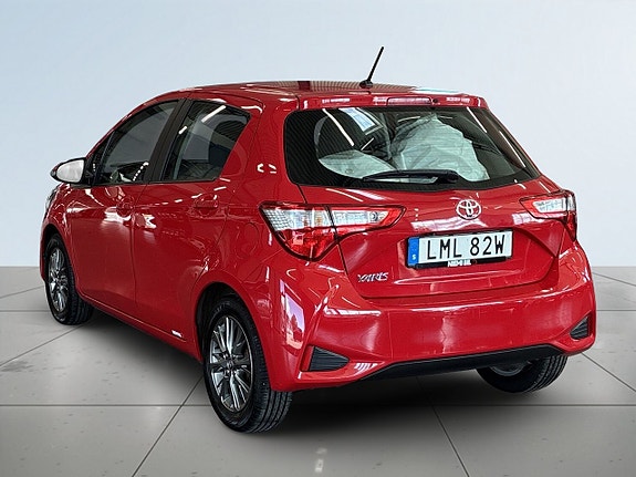 Toyota Yaris 5 of 5