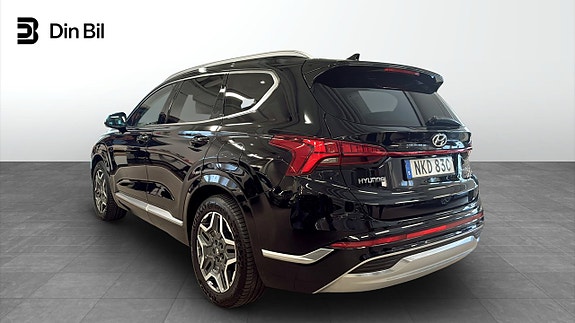 Hyundai Santa Fe 3 of 5
