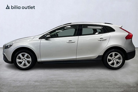 Volvo V40 Cross Country 3 of 26