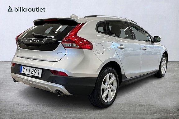 Volvo V40 Cross Country 6 of 26