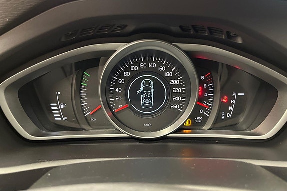 Volvo V40 Cross Country 16 of 26