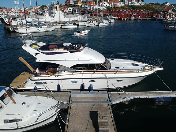 Nord West 420 Flybridge – 2008 - IPS 600 - Dockmate 4 of 28