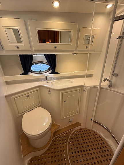 Nord West 420 Flybridge – 2008 - IPS 600 - Dockmate 21 of 28