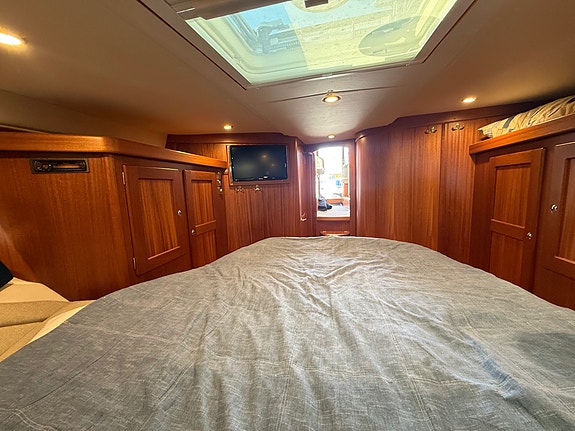 Nord West 420 Flybridge – 2008 - IPS 600 - Dockmate 22 of 28