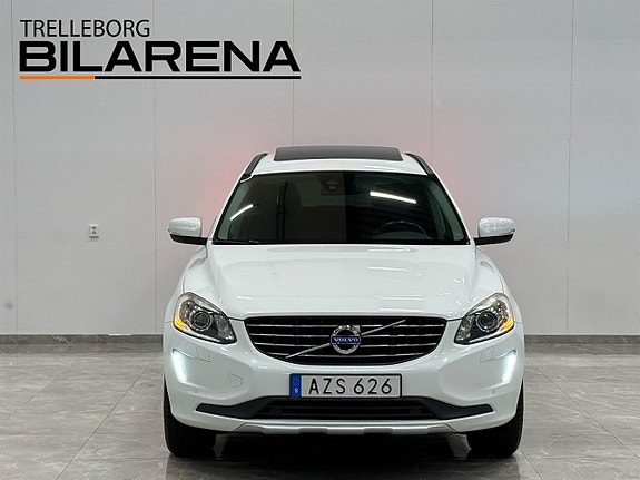 Volvo XC60 3 of 5