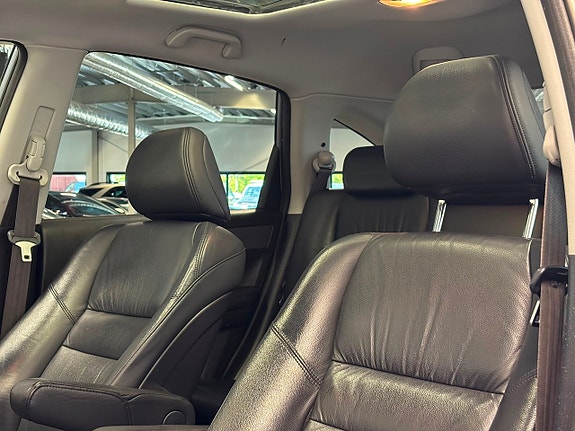 Honda CR-V 16 of 27