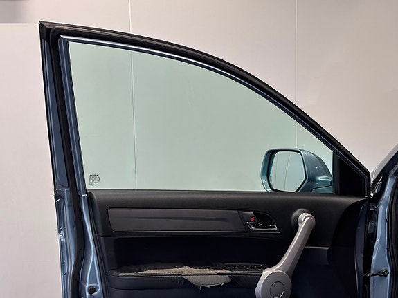 Honda CR-V 13 of 27