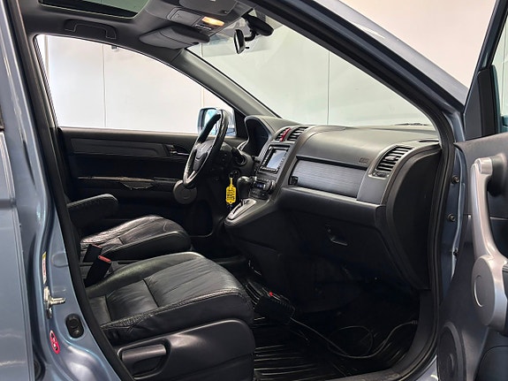 Honda CR-V 24 of 27