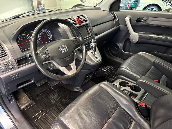 Honda CR-V 12 of 27