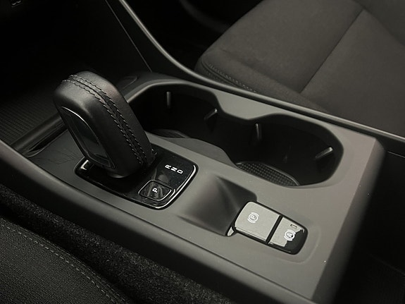 Volvo XC40 23 of 30