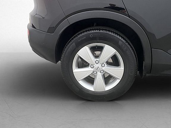 Volvo XC40 30 of 30