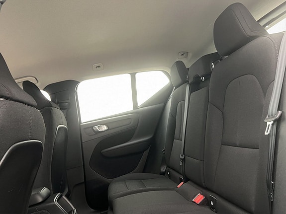 Volvo XC40 26 of 30
