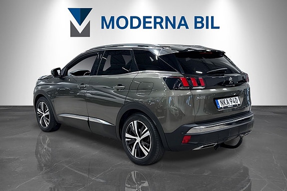 Peugeot 3008 4 of 5