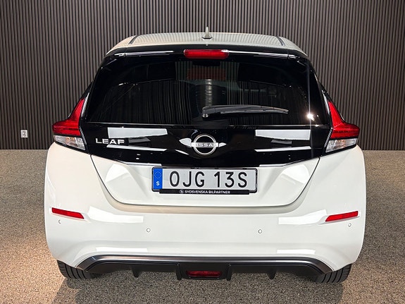 Nissan Leaf 5 of 5