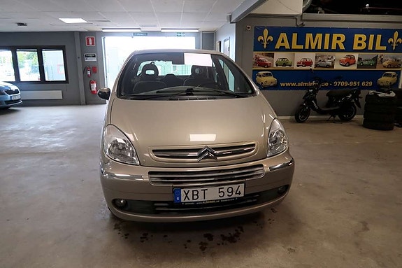 Citroen Xsara Picasso 2 of 5