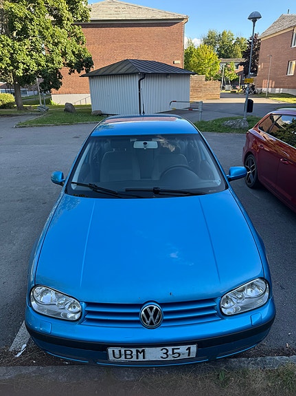 Volkswagen Golf IV 3 of 5