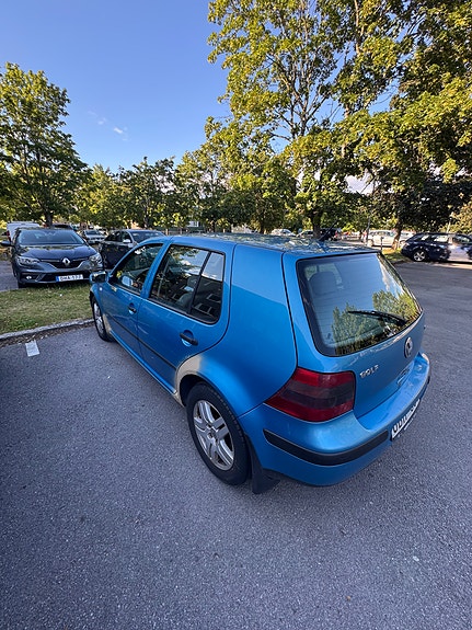 Volkswagen Golf IV 4 of 5