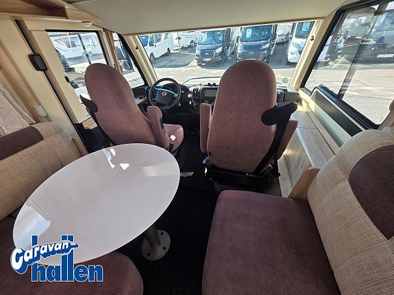 Eura Mobil IL 720 EB 17 of 27