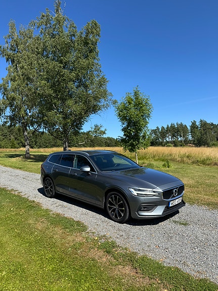 Volvo V60 4 of 5