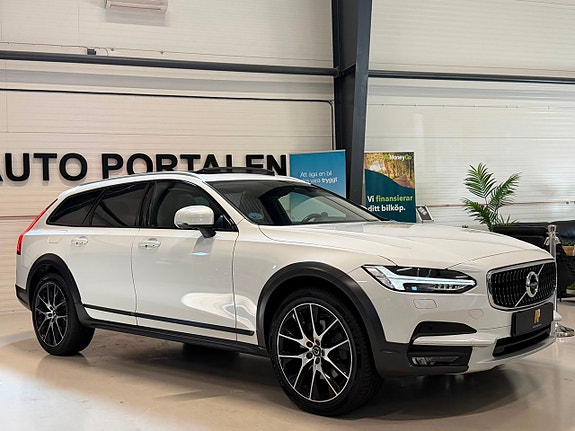 Volvo V90 Cross Country 5 of 5