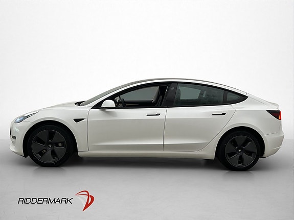 Tesla Model 3 5 of 5