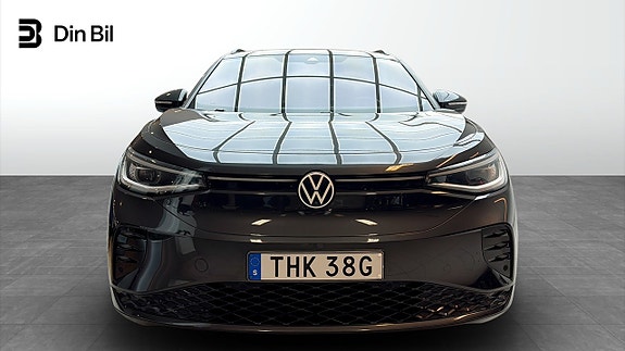 Volkswagen ID.4 GTX 4 of 5