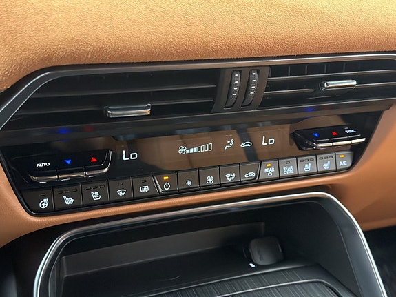 Mazda CX-80 30 of 30