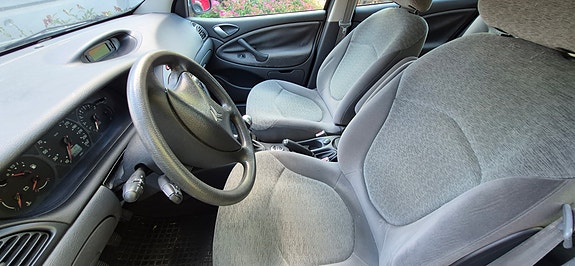 Citroen C5 3 of 4