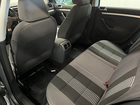 Volkswagen Golf V 20 of 28