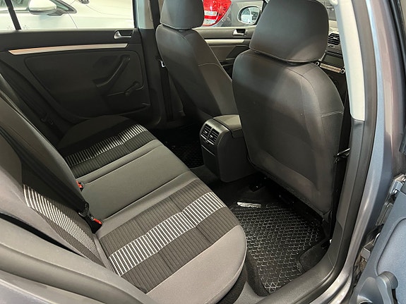Volkswagen Golf V 13 of 28