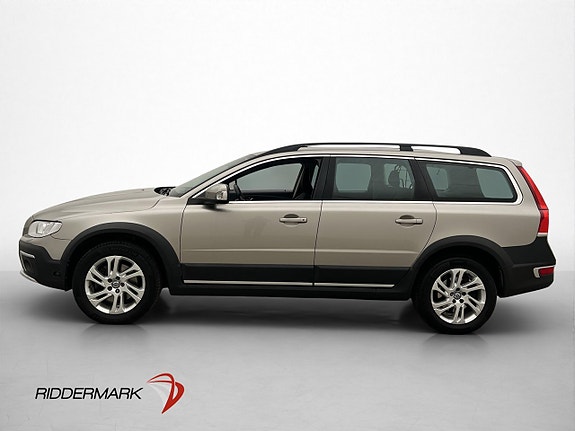 Volvo XC70 4 of 5