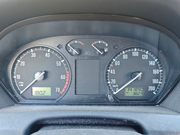 Skoda Fabia 5 of 9