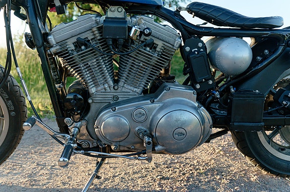 Harley-Davidson Sportster 883 4 of 9