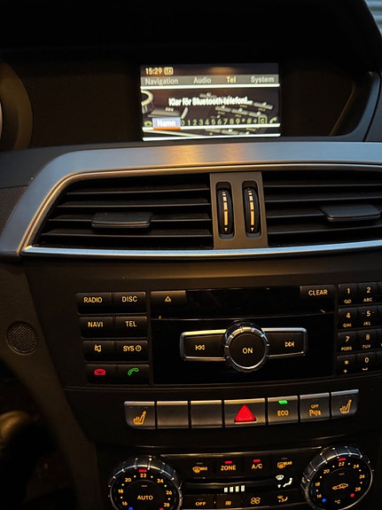 Mercedes-Benz C220 19 of 21