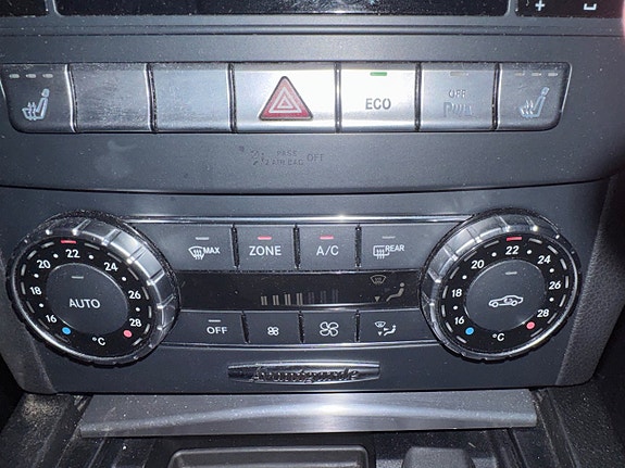 Mercedes-Benz C220 20 of 21