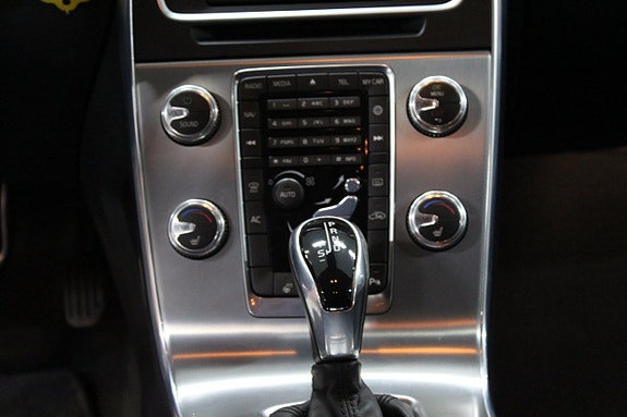 Volvo V60 14 of 17