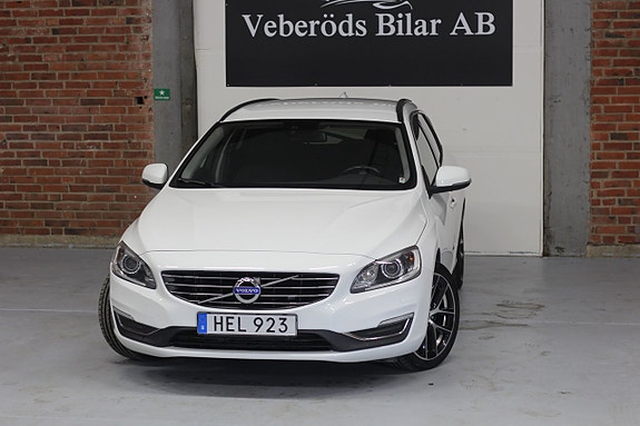 Volvo V60 3 of 5